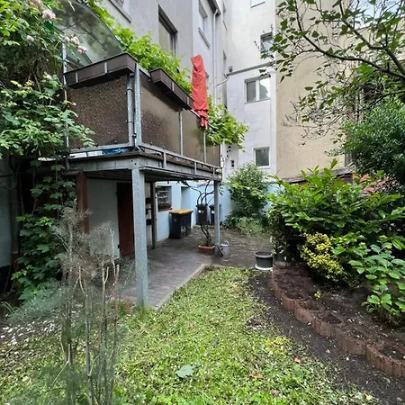 아파트 Feelhome, Flughafen Nah,3-schlafzimmer, Dusche Ebenerdig, Zentral, Wifi, Ground Floor